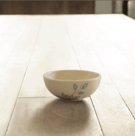 Elegant And Entertaining Multifunctional Service Ceramic Nut Bowl